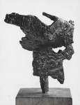 1960, Jan Goossen, ‘Mannetje in tweestrijd’, bronze. photo Paul van den Bos