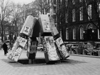 1976, Jan Goossen, Piramide 71, Spui,  Amsterdam. Photo Martin J. Brinckman